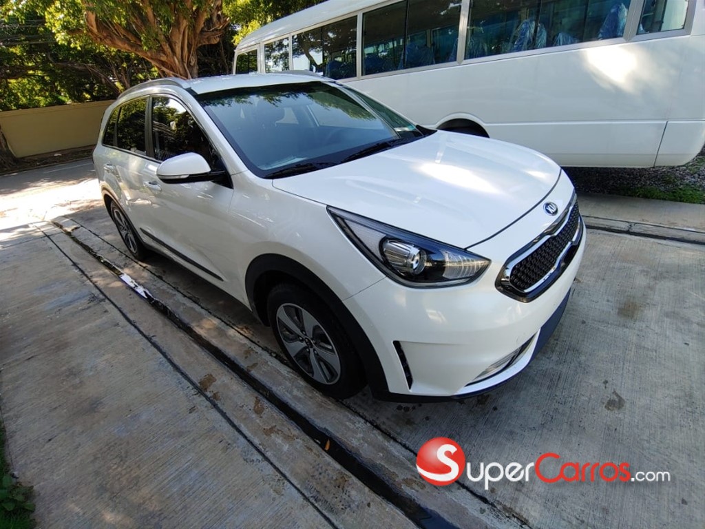 2018 Kia Niro — foto 9 / 12