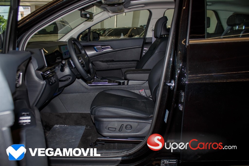 2027 Kia Sportage Luxury — foto 7 / 12