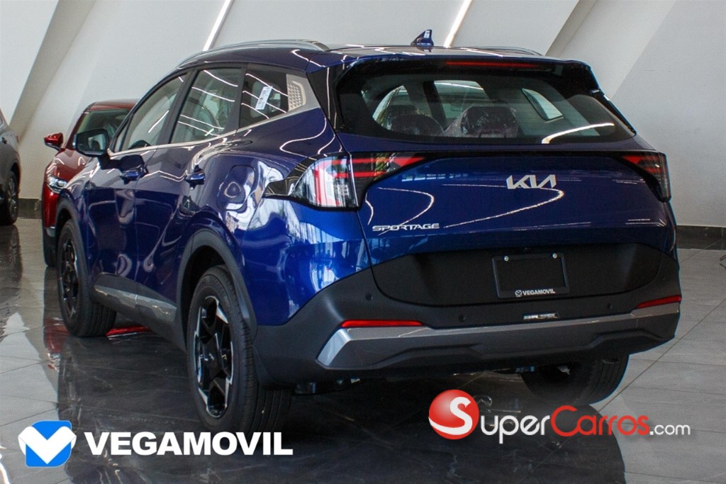 2027 Kia Sportage Luxury — foto 4 / 12