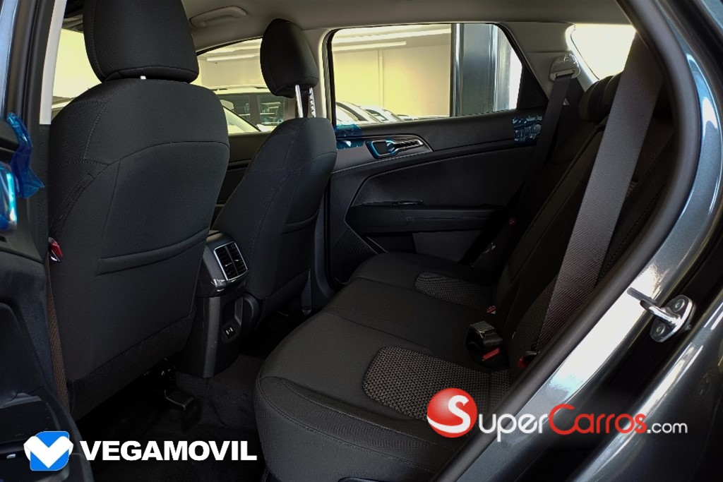 2027 Kia Sportage Luxury — foto 8 / 12