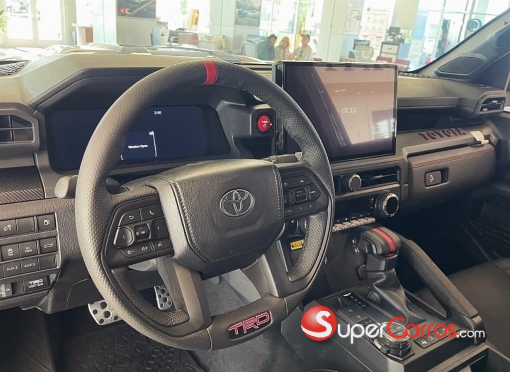 2024 Toyota Tacoma TRD PRO — foto 8 / 12