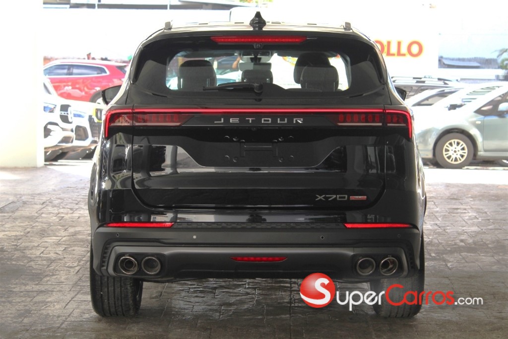 2027 Jetour X70 PLUS — foto 3 / 11