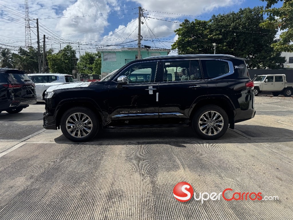 2027 Toyota Land Cruiser 70 ANIVERSARIO — foto 4 / 11