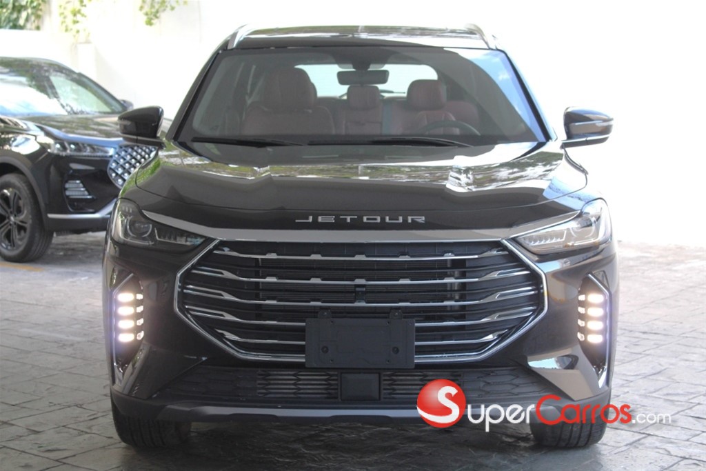 2027 Jetour X70 PLUS — foto 2 / 11
