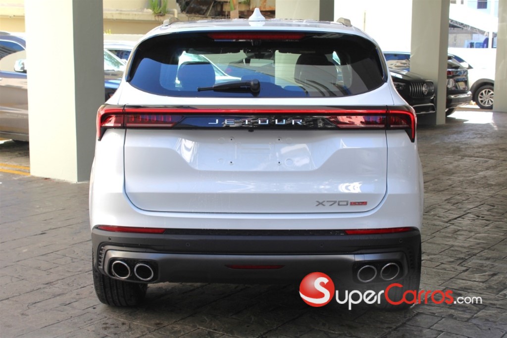 2027 Jetour X70 PLUS — foto 3 / 10