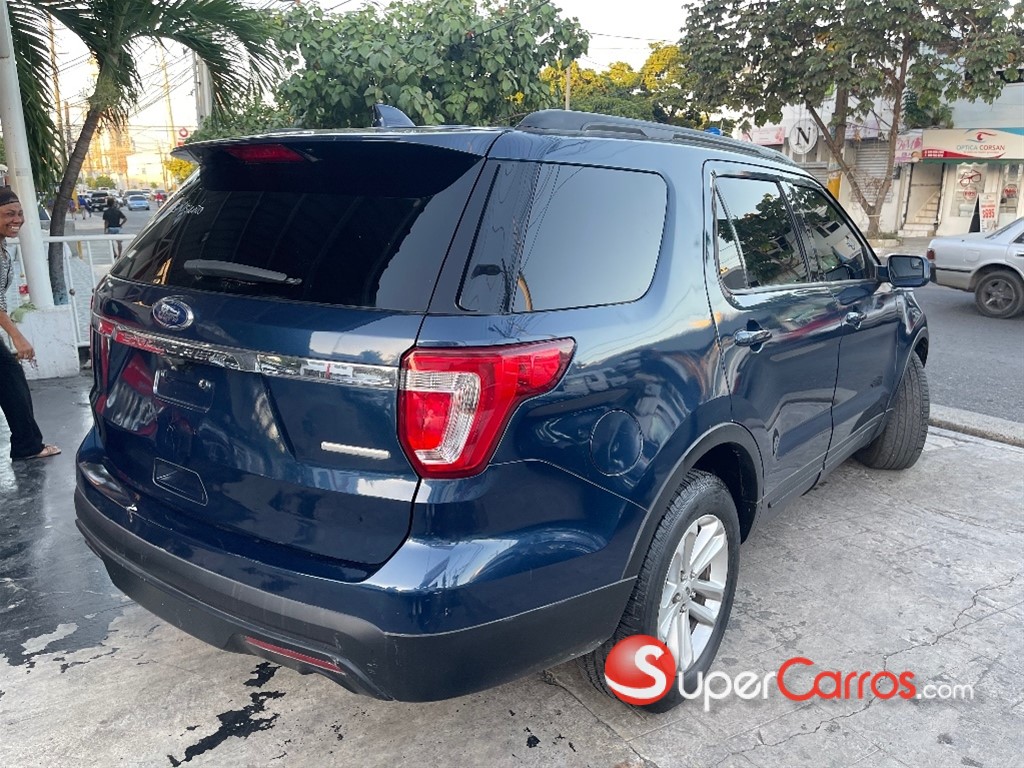 2016 Ford Explorer XL — foto 4 / 12