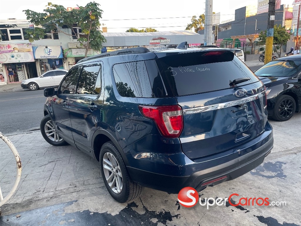 2016 Ford Explorer XL — foto 5 / 12