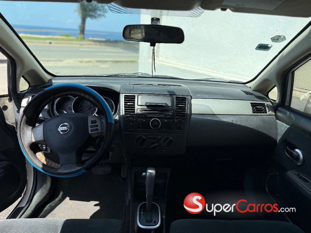 2012 Nissan Versa SV — foto 10 / 10