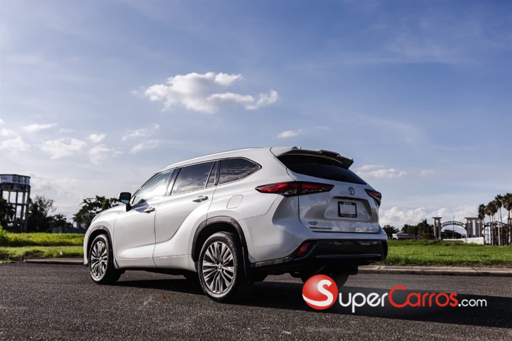 2020 Toyota Highlander Limited — foto 6 / 12
