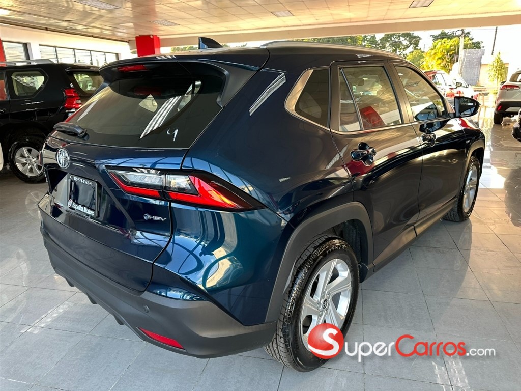 2026 Toyota Yaris Cross Full Híbrido — foto 3 / 9