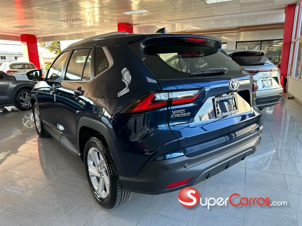 2026 Toyota Yaris Cross Full Híbrido — foto 4 / 9
