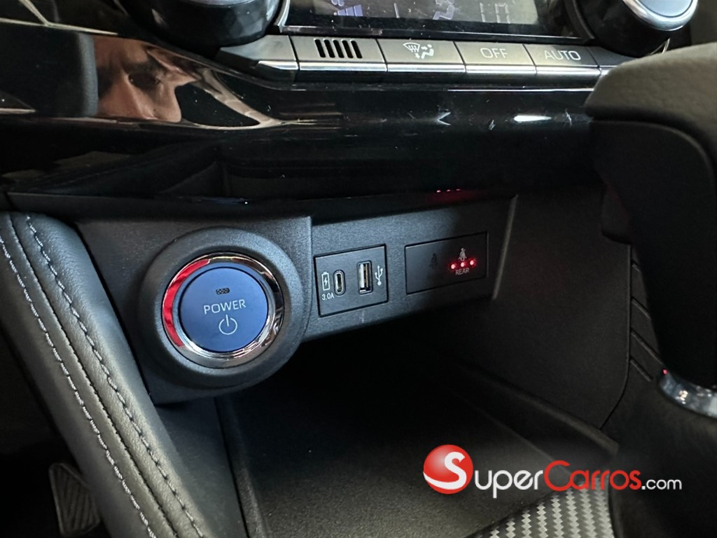 2026 Toyota Yaris Cross Full Híbrido — foto 7 / 9