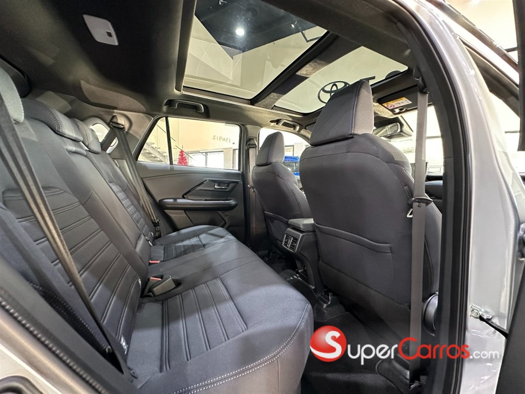 2026 Toyota Yaris Cross Hibrido Limited — foto 7 / 12