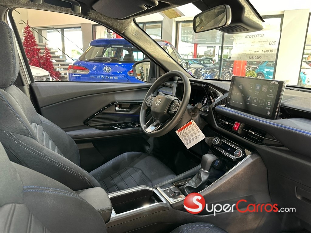 2026 Toyota Yaris Cross Hibrido Limited — foto 9 / 12