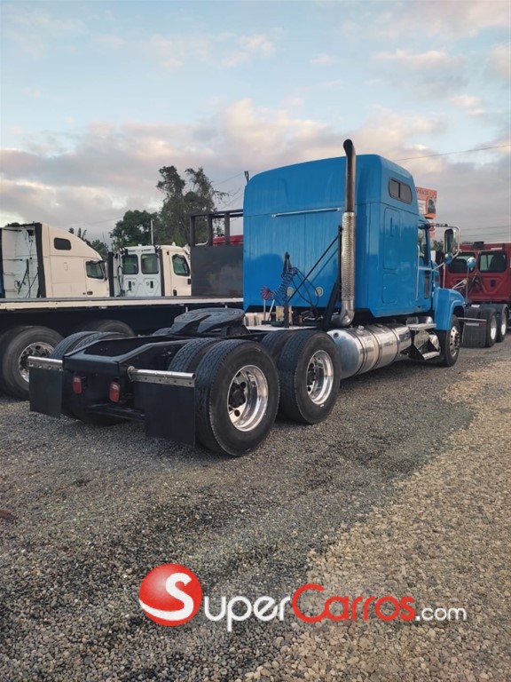 2012 Mack Pinnacle — foto 4 / 10