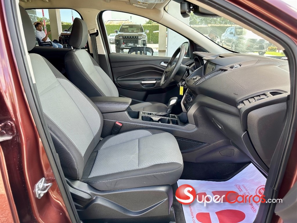 2018 Ford Escape SE — foto 8 / 11