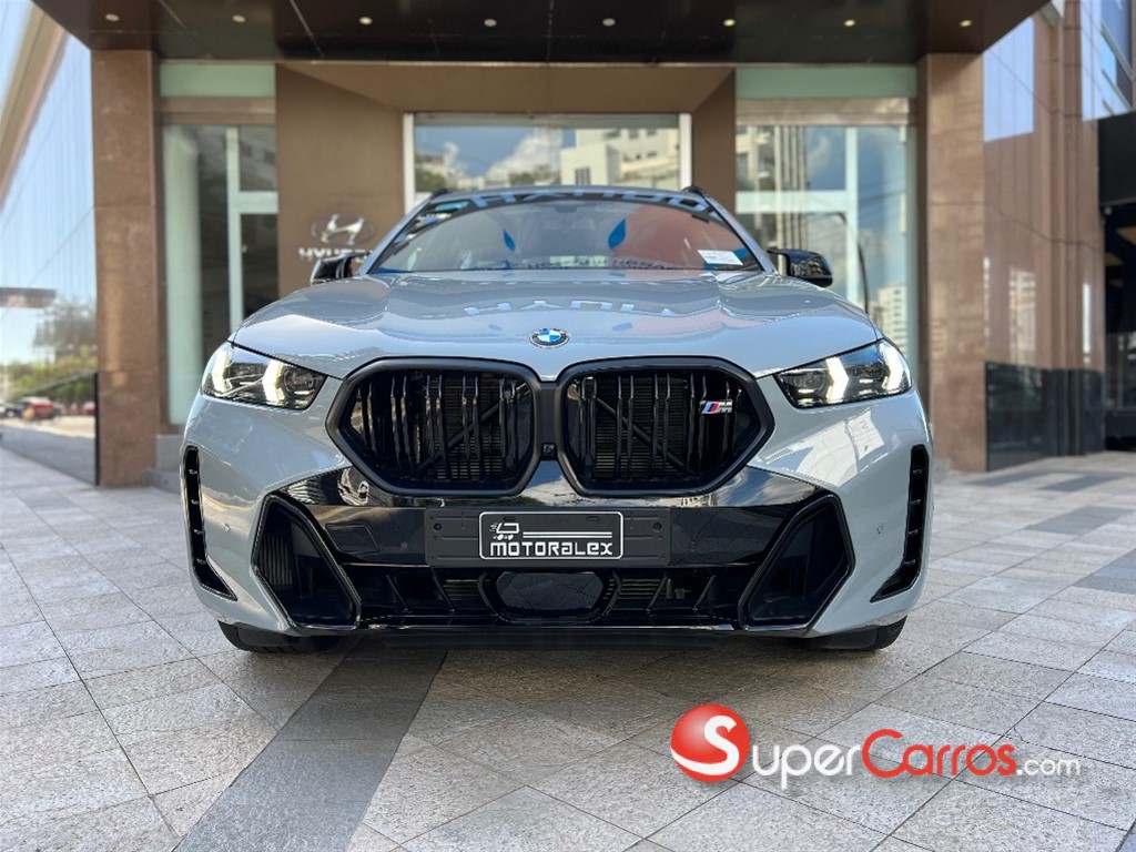 2026 BMW X 6 M50i — foto 2 / 12