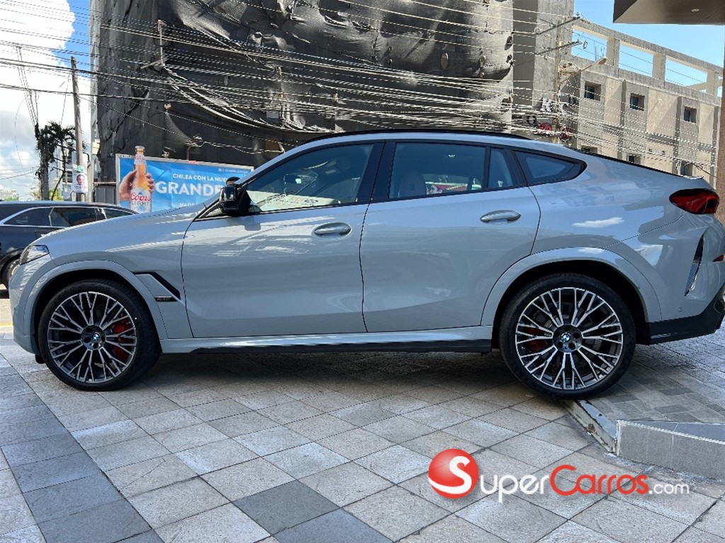 2026 BMW X 6 M50i — foto 3 / 12