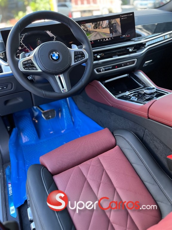 2026 BMW X 6 M50i — foto 10 / 12