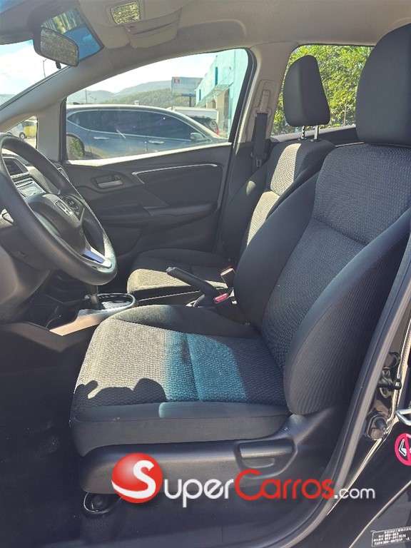 2020 Honda Fit LX — foto 10 / 12