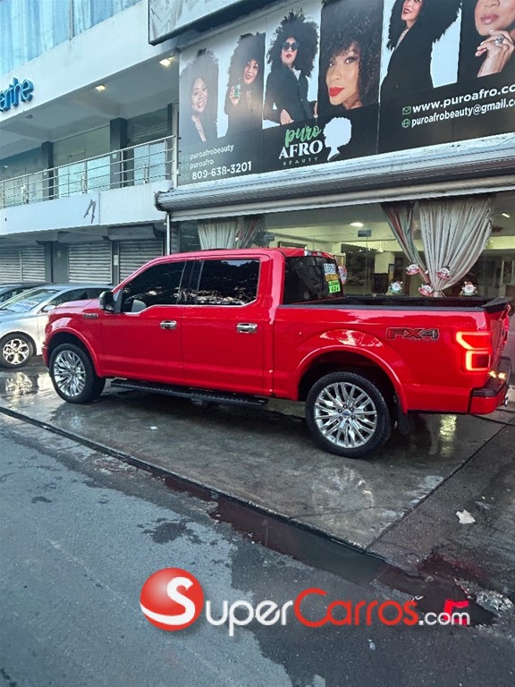 2018 Ford F 150 Lariat — foto 10 / 12