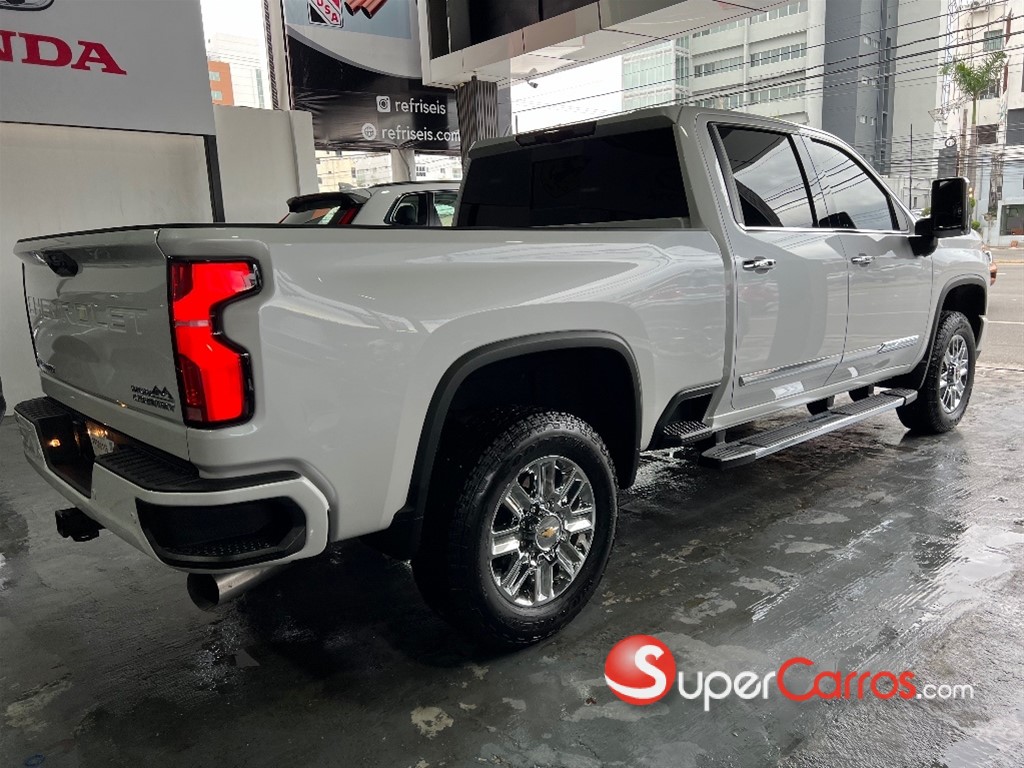 2024 Chevrolet Silverado High Country Duramax — foto 6 / 12