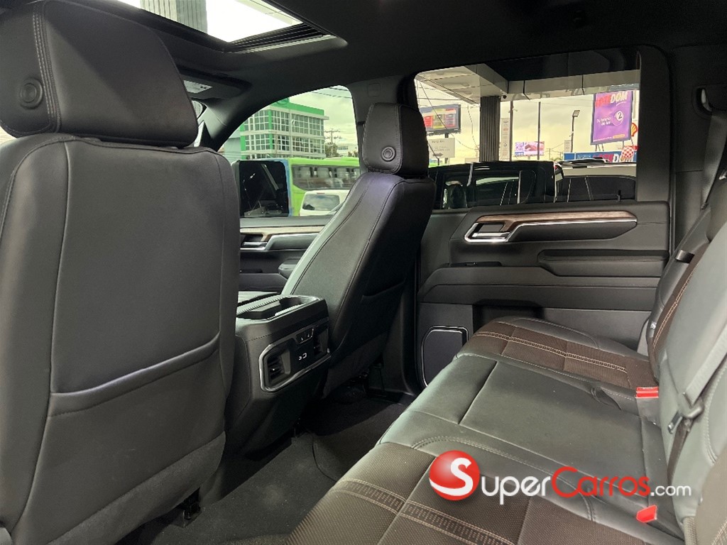 2024 Chevrolet Silverado High Country Duramax — foto 7 / 12