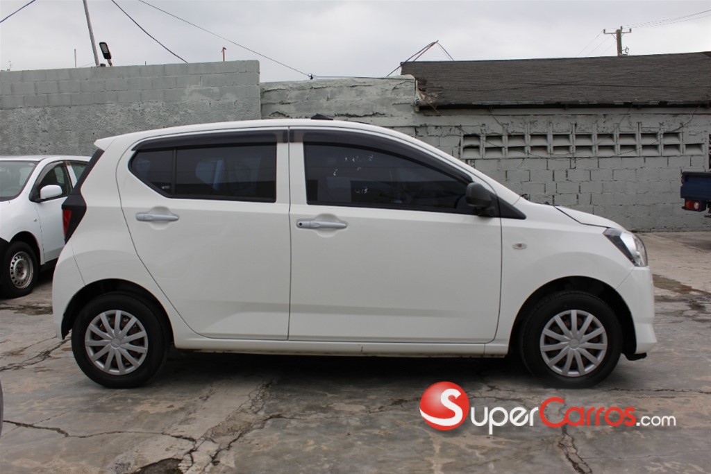 2018 Daihatsu Mira — foto 5 / 12