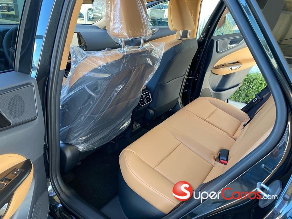 2025 Lexus NX 350 Hybrid — foto 6 / 8