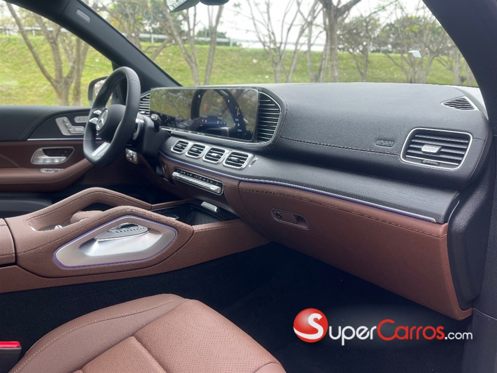 2025 Mercedes-Benz Clase GLS 450 4MATIC — foto 9 / 12
