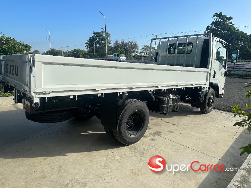 2027 Isuzu NPR 14 pies — foto 4 / 11