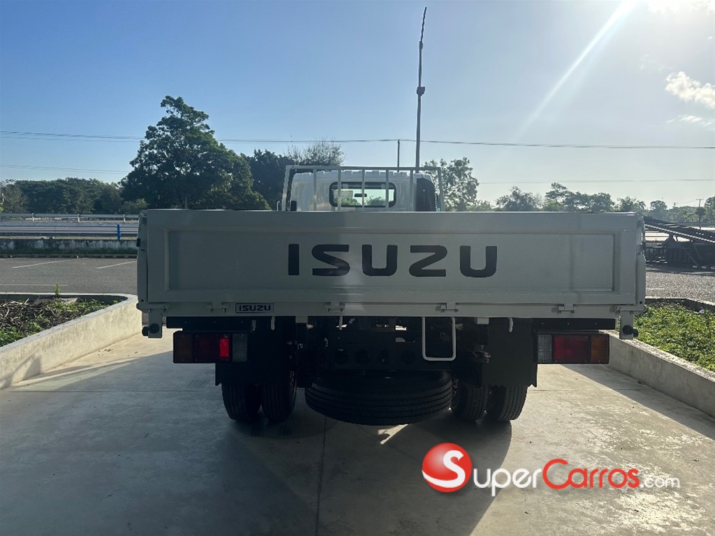 2027 Isuzu NPR 14 pies — foto 5 / 11