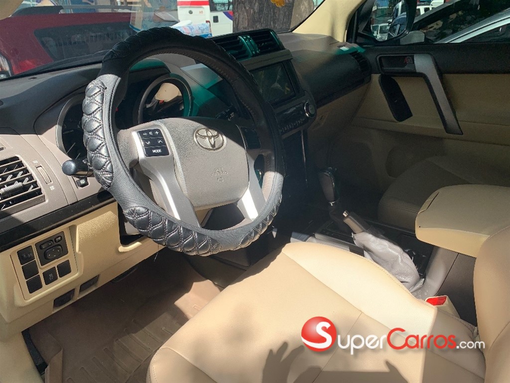 2014 Toyota Land Cruiser Prado — foto 7 / 12