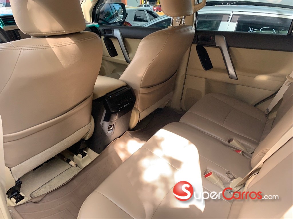 2014 Toyota Land Cruiser Prado — foto 8 / 12