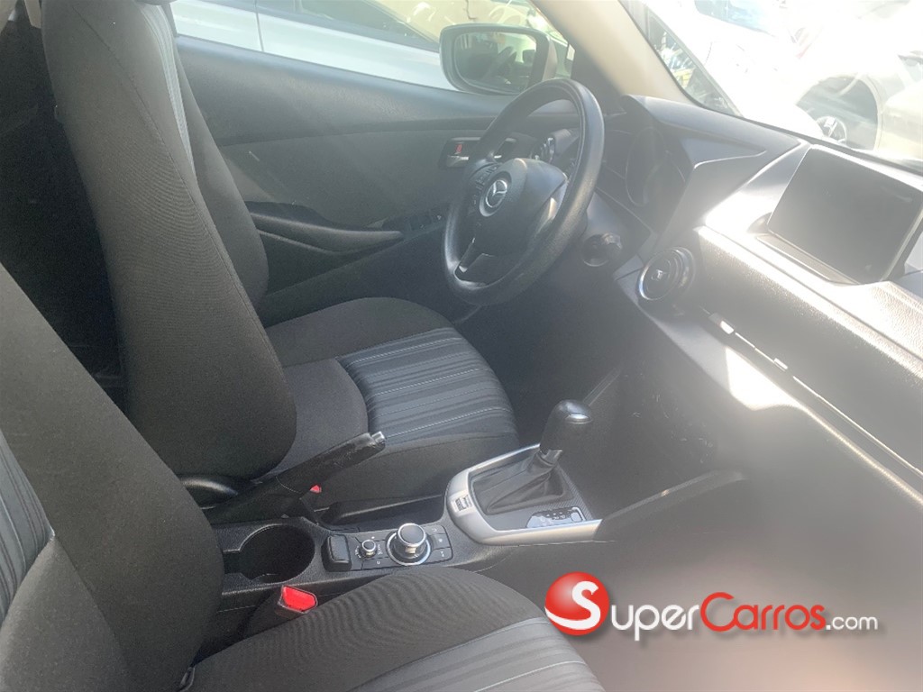 2017 Mazda Demio — foto 5 / 5