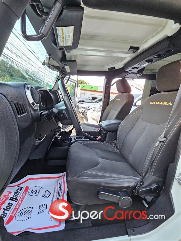 2016 Jeep Wrangler Sahara Unlimited — foto 5 / 12