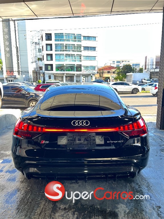 2022 Audi RS E-TRON GT — foto 4 / 12