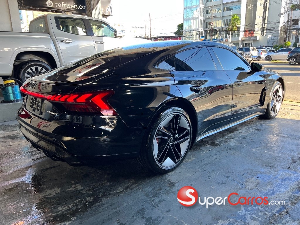 2022 Audi RS E-TRON GT — foto 5 / 12