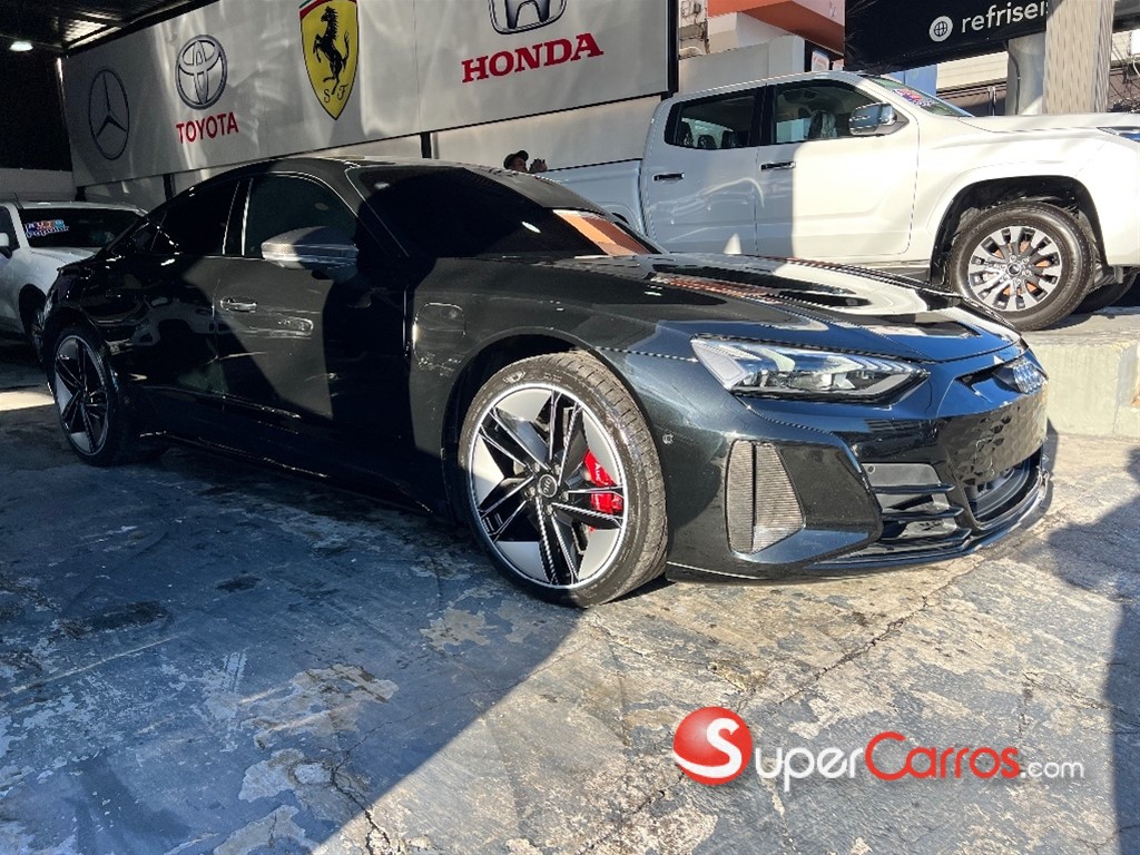 2022 Audi RS E-TRON GT — foto 6 / 12