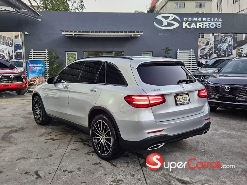 2018 Mercedes-Benz Clase GLC 300 AMG — foto 3 / 12