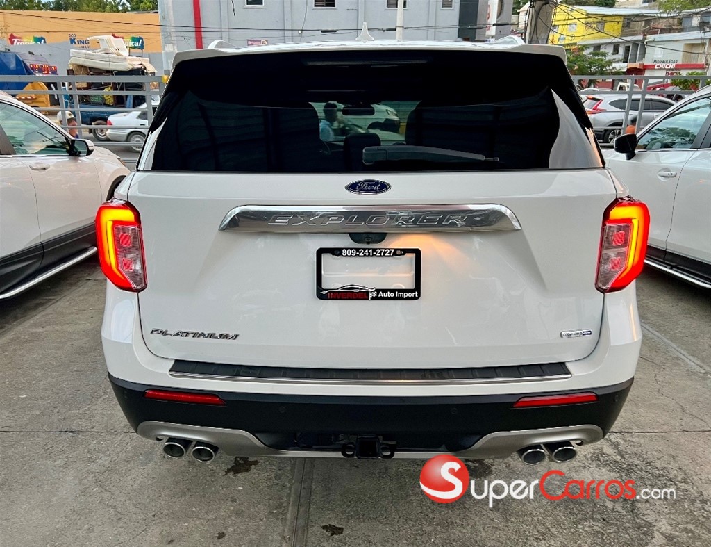 2020 Ford Explorer Platinum — foto 5 / 12