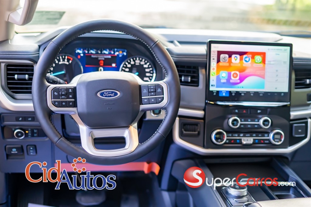 2024 Ford Expedition XLT — foto 5 / 12