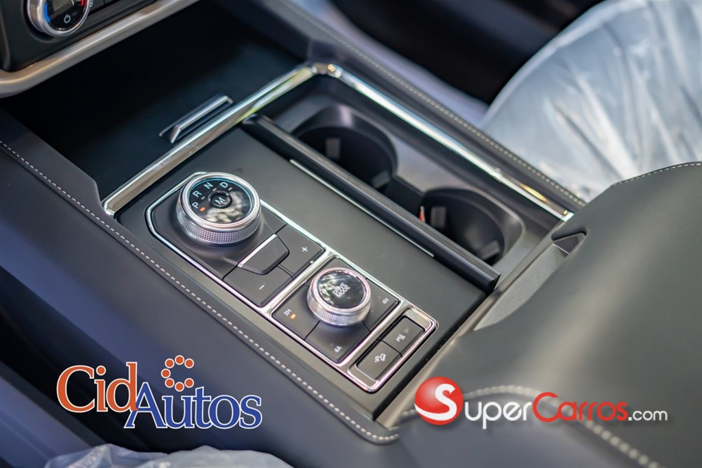 2024 Ford Expedition XLT — foto 7 / 12
