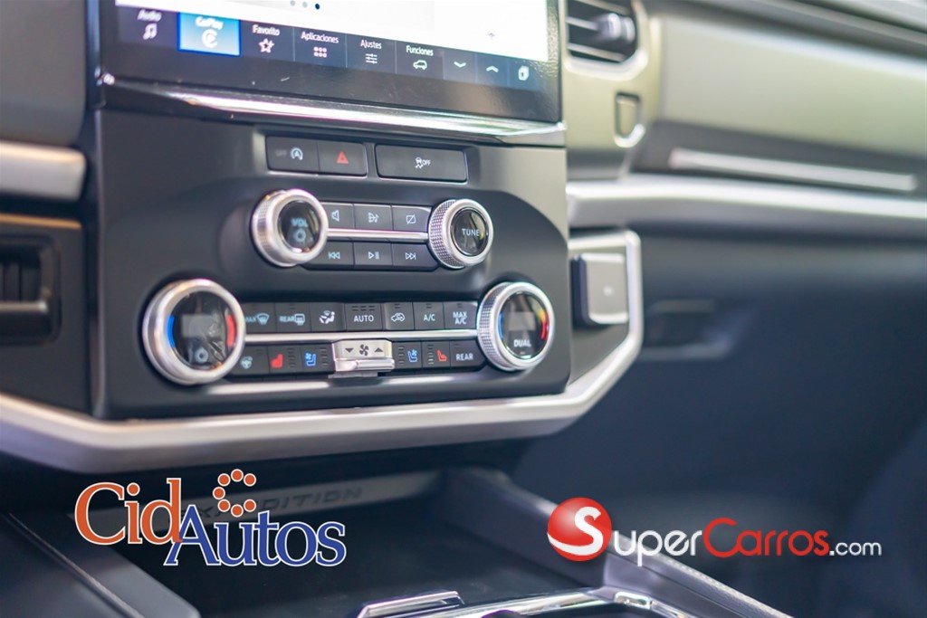 2024 Ford Expedition XLT — foto 9 / 12