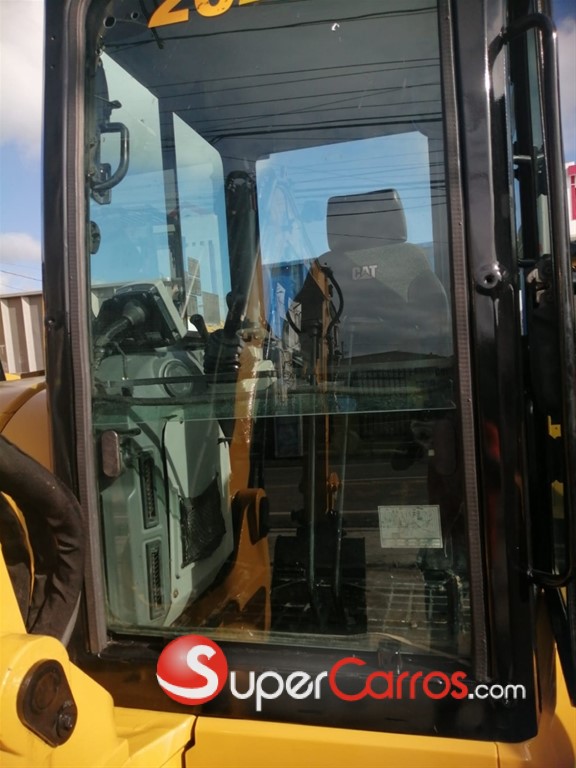 2020 Caterpillar 305E2 Mini Excavator — foto 2 / 7