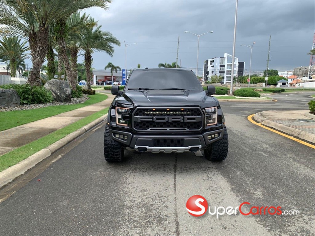 2018 Ford F 150 Raptor — foto 6 / 12