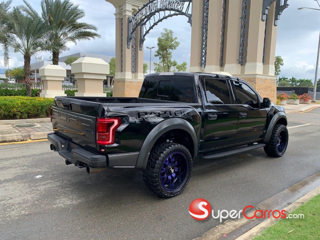 2018 Ford F 150 Raptor — foto 8 / 12
