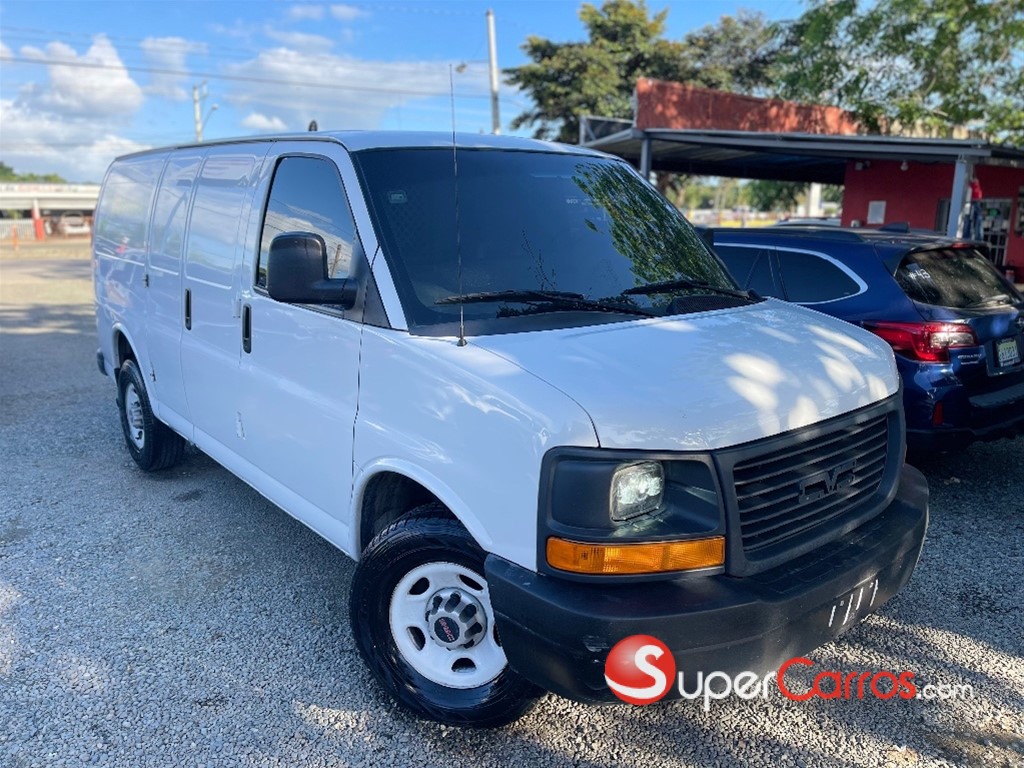 2017 Chevrolet Express G2500