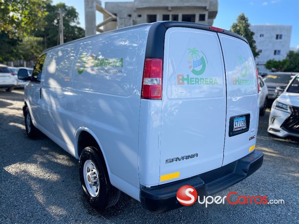 2017 Chevrolet Express G2500 — foto 4 / 8