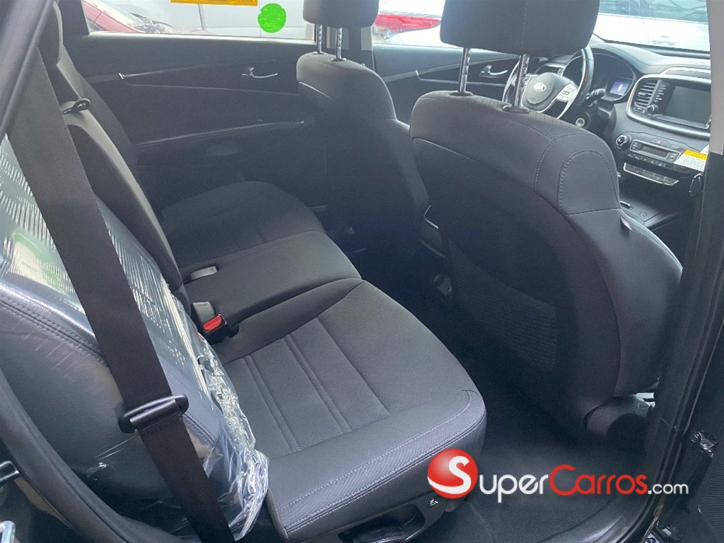2020 Kia Sorento LX — foto 12 / 12